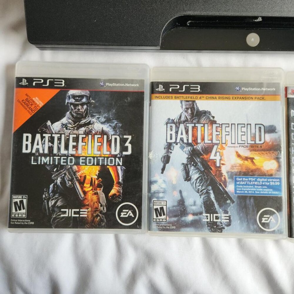 PLAYSTATION 3 - Picture 5 of 7